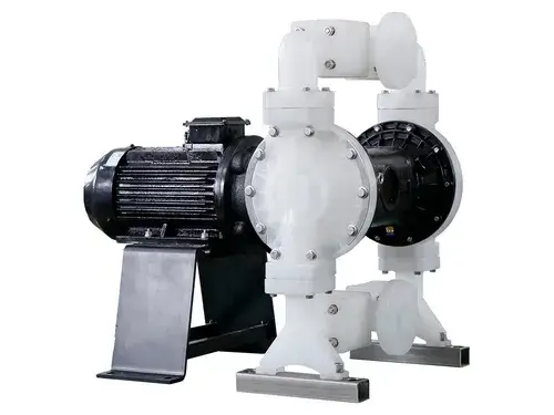 Pompe à membrane électrique en polypropylène 1-1/2"